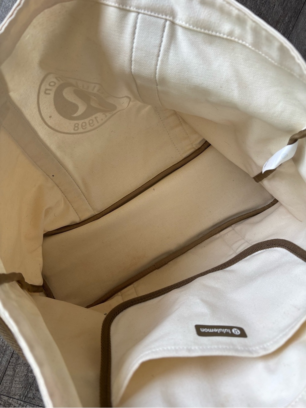 lululemon athletica White and Brown Canvas Tote - Picture 5 of 5